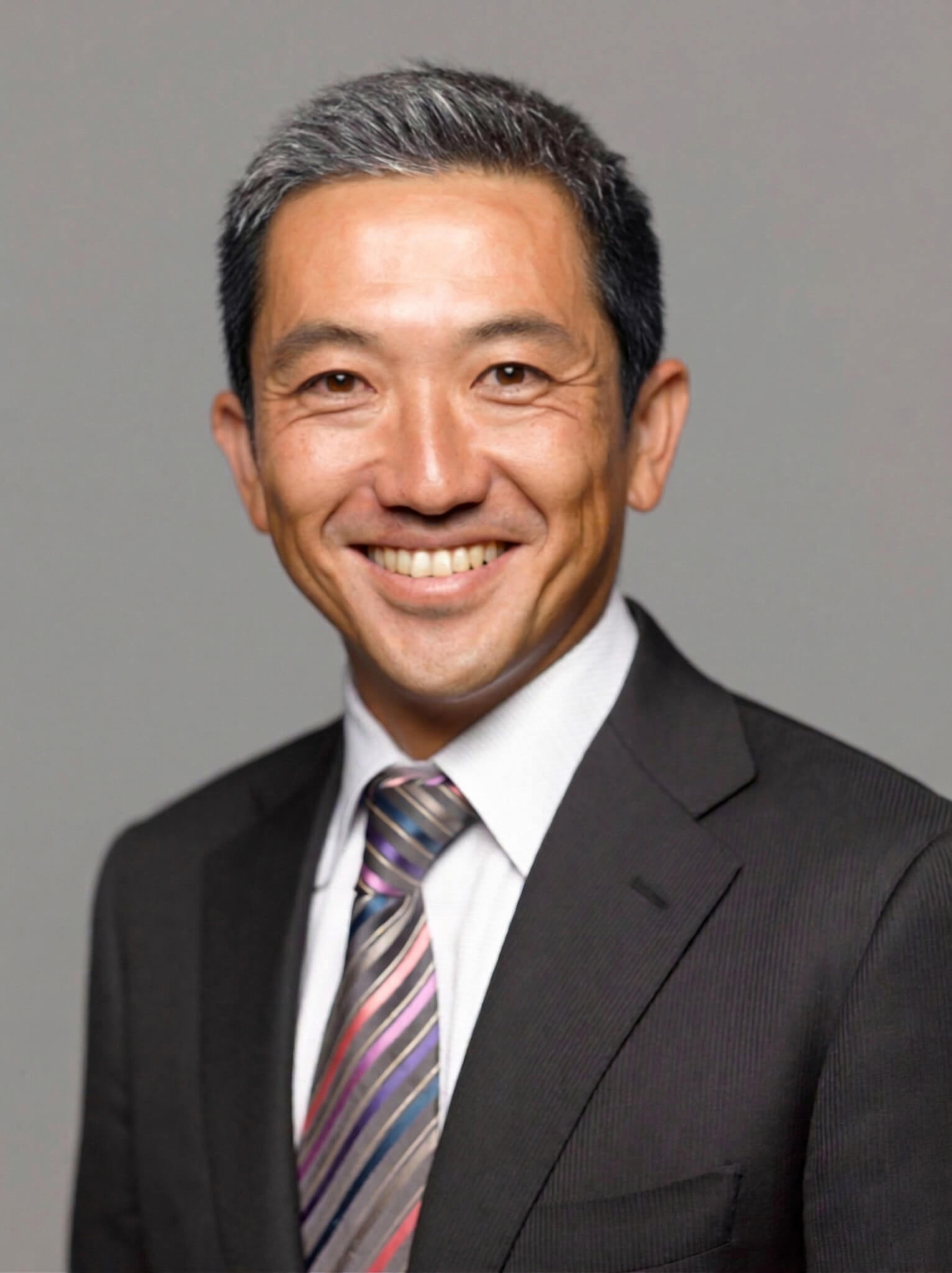 Evan Amakata, Principal Broker
